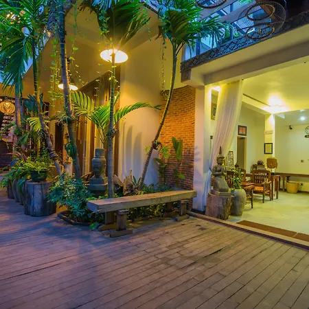 Cambana D\'Angkor Suites